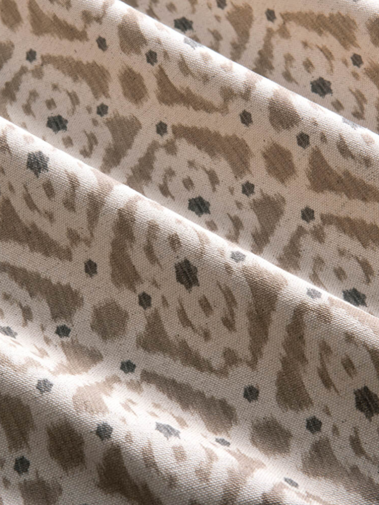 Vivienne Louise Lino - Mantel de Mesa
